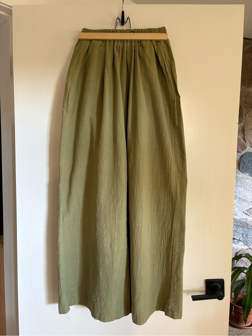 Women’s Olive Wide-Leg Pants